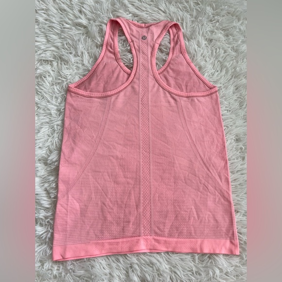 Lululemon Swiftly Tech Racerback Pink Shell / White - Size 6 - Picture 5 of 7